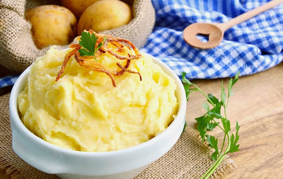 Creamy Mashed Potatoes Recipe. Thanksgiving Garnish