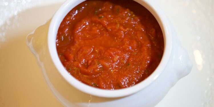 Homemade tomato sauce recipe