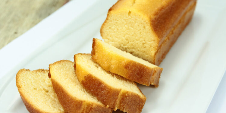 Lemon sponge cake recipe, easy and juicy