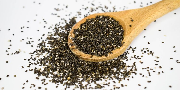 Benefits and Properties of Chia, a seed considered a superfood