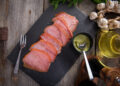 Tuna Carpaccio recipe, a simple dish for a successful appetizer.