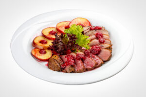 Duck Magret with cranberry sauce, a great Christmas recipe