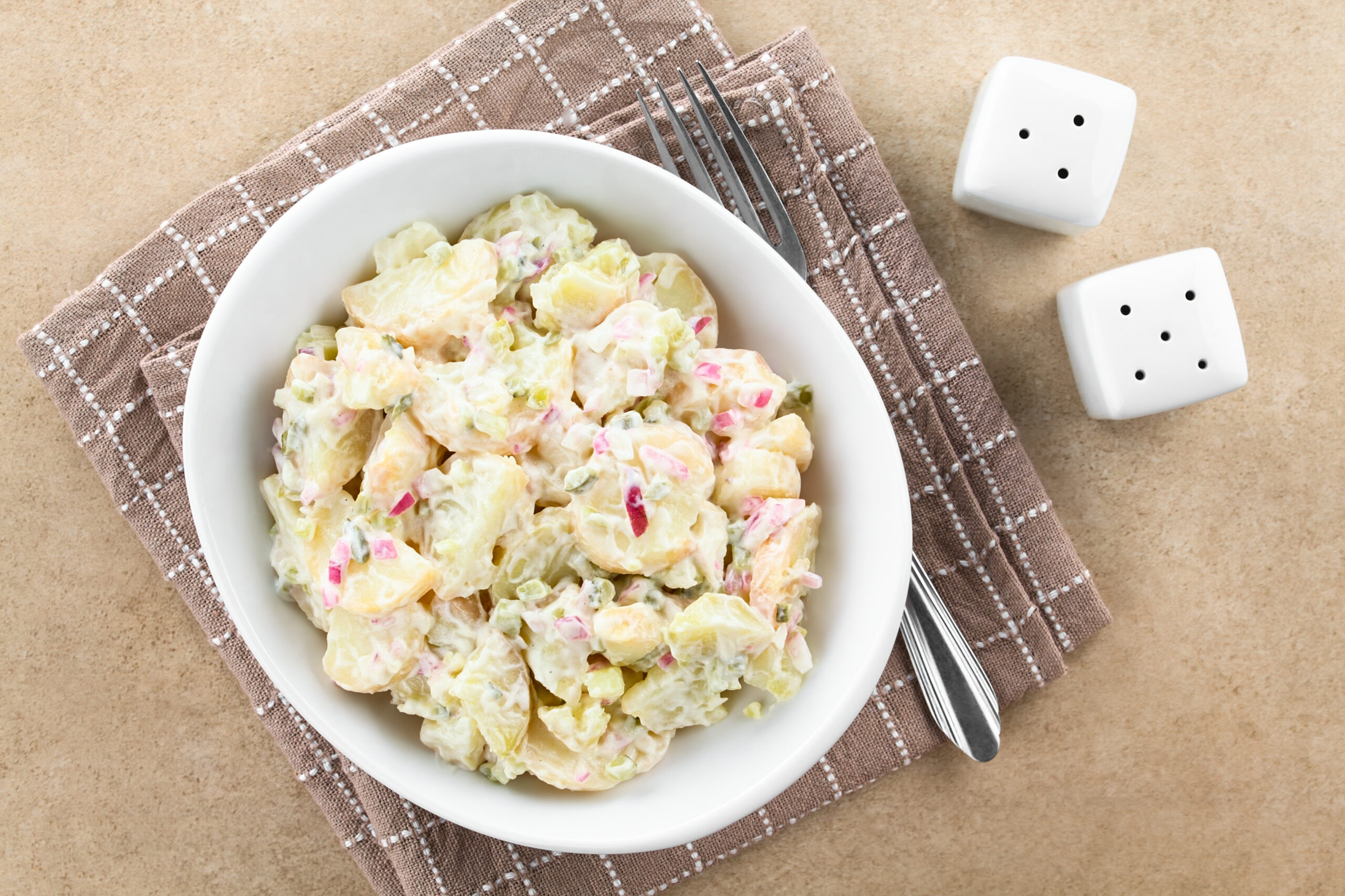 Recipe for Potato and Tuna Salad: A refreshing recipe for the summer.